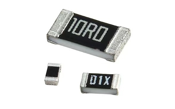 1206 películas gruesas generales de capa Chip Resistor 120Ω el ±1% 7 pulgadas Dia Reel